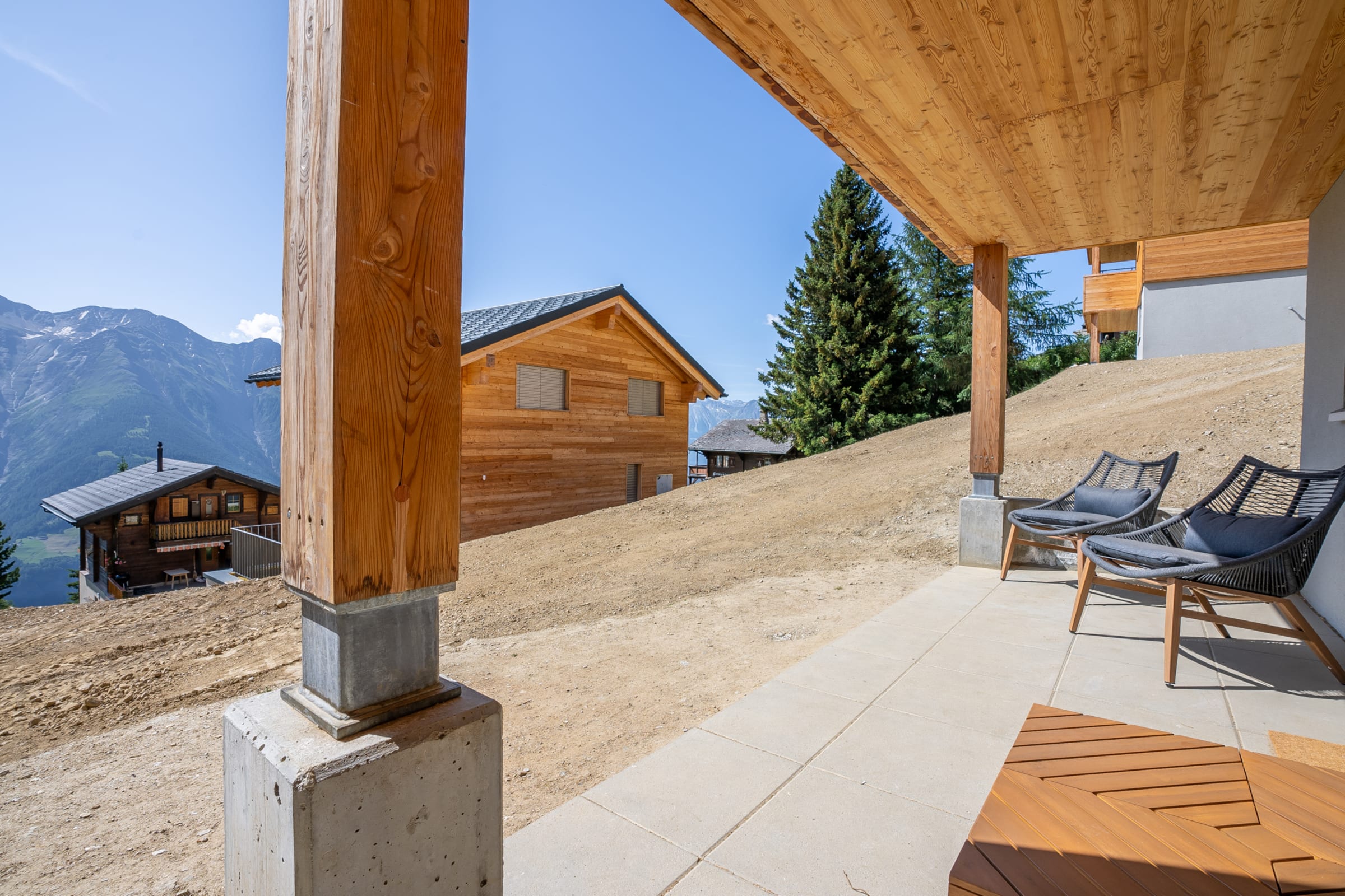 BeeValais 1 5Terrasse